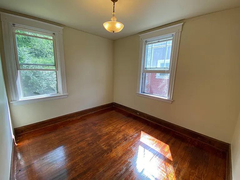 641 Clemmer Ave — Photo 8