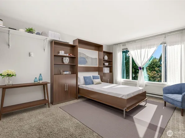 9484 Woodinville-Redmond Road NE #C202, Redmond, WA 98052