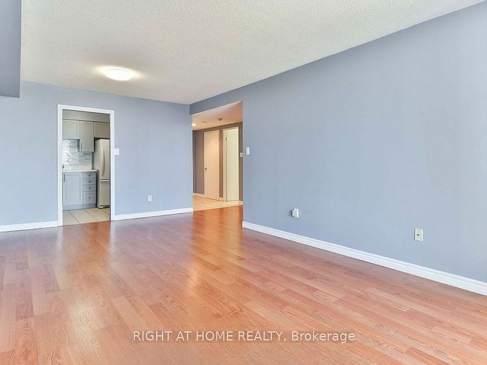 1st image of 15 Sewells Rd #1005