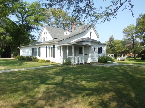 502 N 1st Ave, Stickney, SD 57375