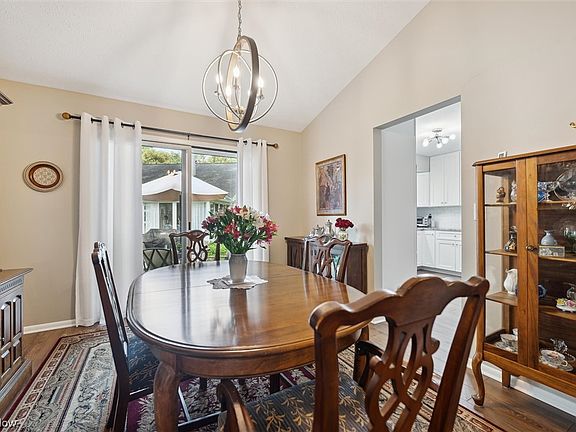 5th image of 225 Westwind Dr Unit 16