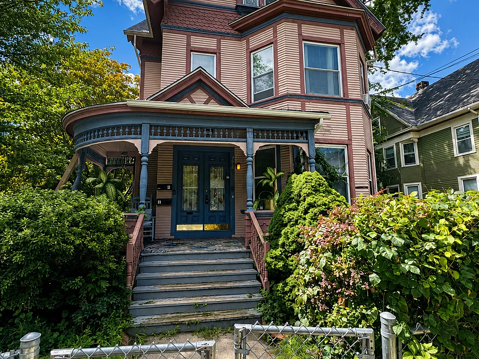 722 Elm St #1