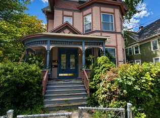 722 Elm St #1, New Haven, CT 06511