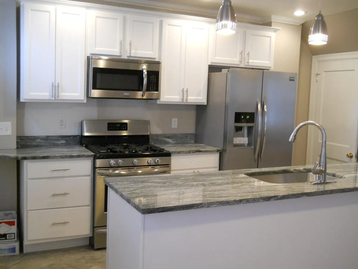 2 bed, 1400 sqft, $2,125 — Photo 3
