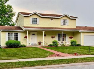2223 Anna St, Schererville, IN 46375