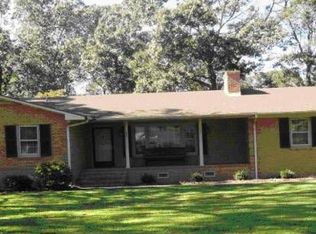 102 Club Rd, La Grange, NC 28551