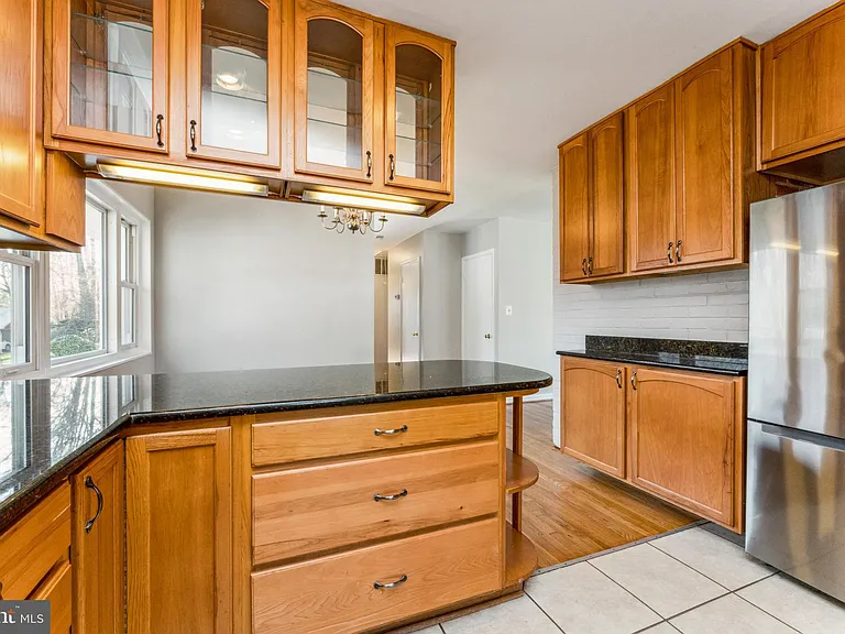 5424 Ferndale St — Photo 17