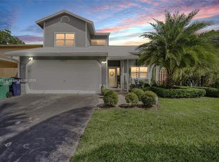 10627 SW 148th Ct, Miami, FL 33196