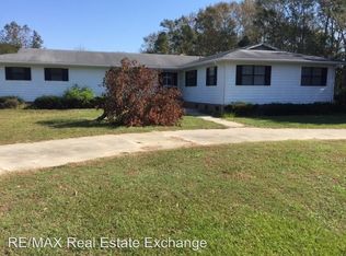 9455 S Chicken Rd, Fairmont, NC 28340