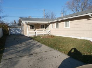 334 Farragut St, Park Forest, IL