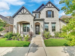 1807 Coopers Hawk Dr, Arlington, TX 76005