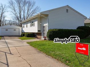 240 30th Ave, East Moline, IL 61244