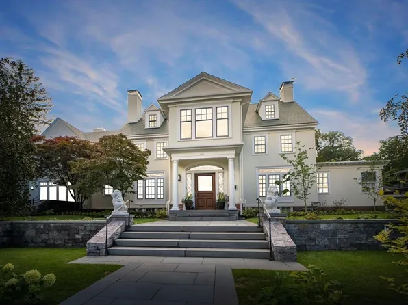 64 Dudley St, Brookline, MA 02445