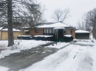 110 8th St, Downers Grove, IL 60515