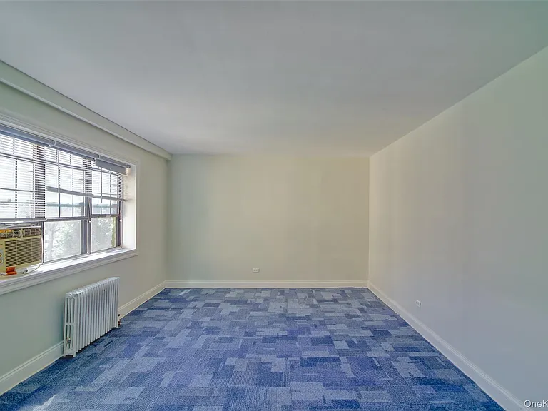 78-35 147th St #2E — Photo 2