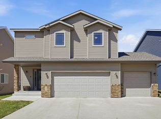 6219 55th Ave S, Fargo, ND 58104