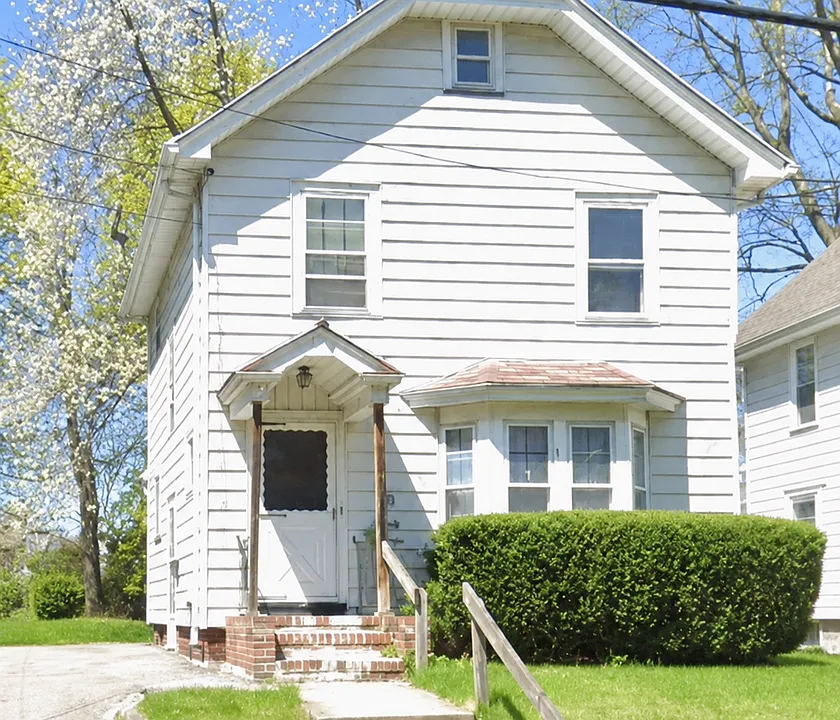 99 Cummings St