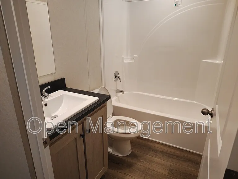 40 Erin Ln #19 — Photo 23