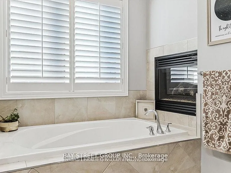 3281 Preserve Dr — Photo 16