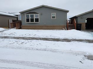 3701 Greensboro Dr, Bismarck, ND 58503