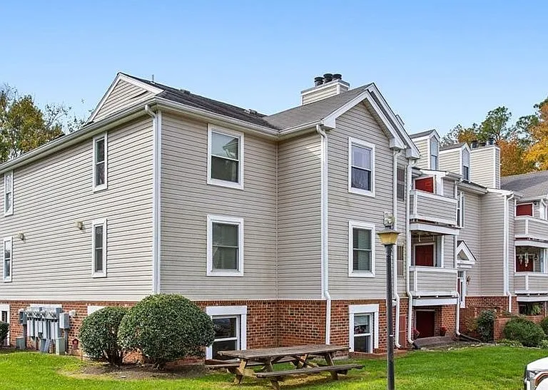 2440 Stembridge Ct — Photo 2