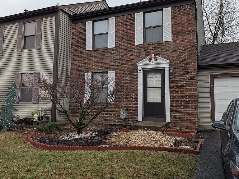 2125 Summit Row Blvd — Photo 2