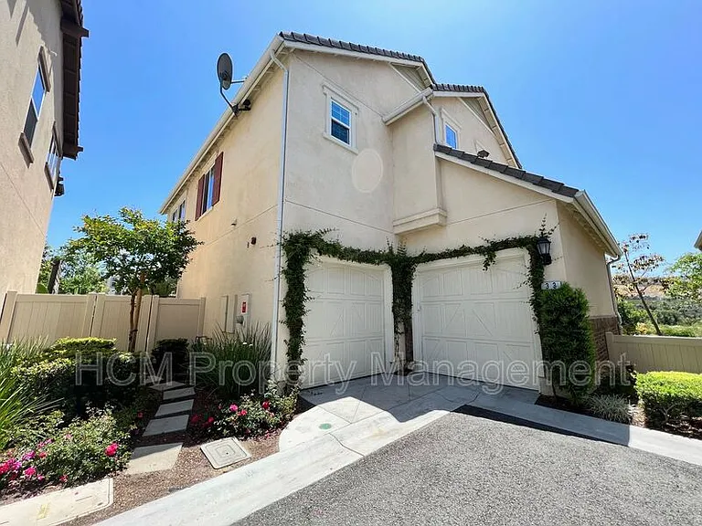 33 Maduro St — Photo 47