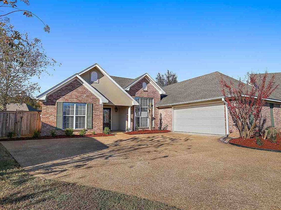 1st image of 211 Wildberry Ct