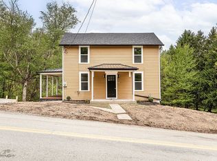 587 Upper Middletown Rd, Smock, PA 15480