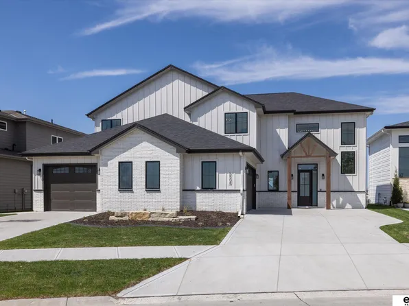 6508 N 289th Cir, Valley, NE 68064