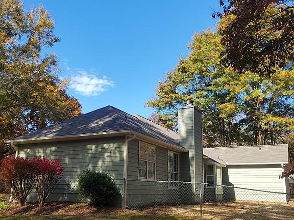 Lsrge fenced back yard.