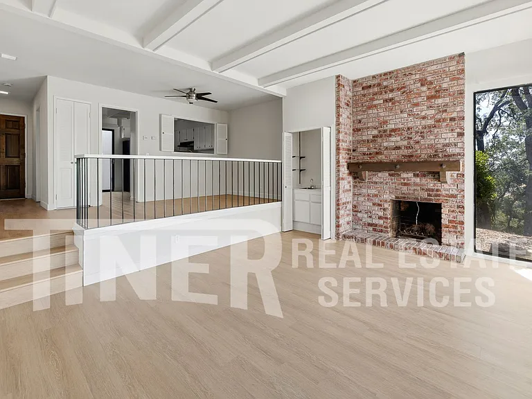 8708 Bluff Ln — Photo 33