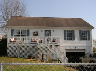 105 Dogwood Ln, Lily, KY 40740