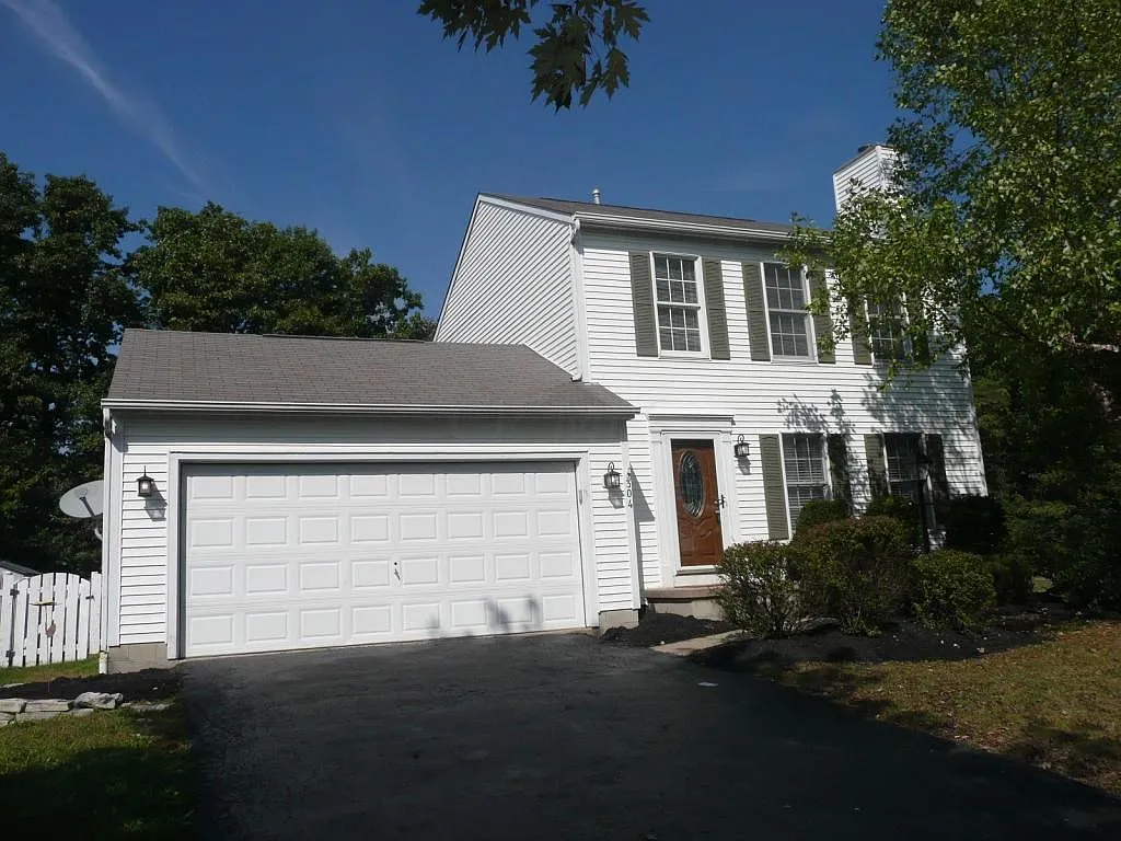 304 Jaguar Spur Ave photo 1