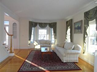 8 Connelly Hill Rd, Hopkinton, MA 01748