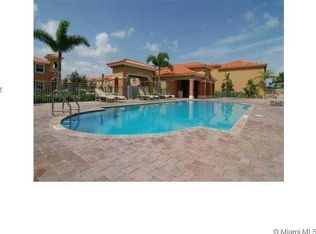 706 SW 107th Ave, Pembroke Pines, FL 33025