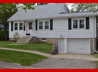 331 N Elizabeth Ave, Jefferson, WI 53549