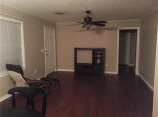 505 S Avenue Q, Clifton, TX 76634