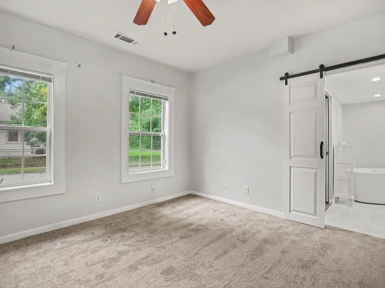 796 Peeples St SW — Photo 15