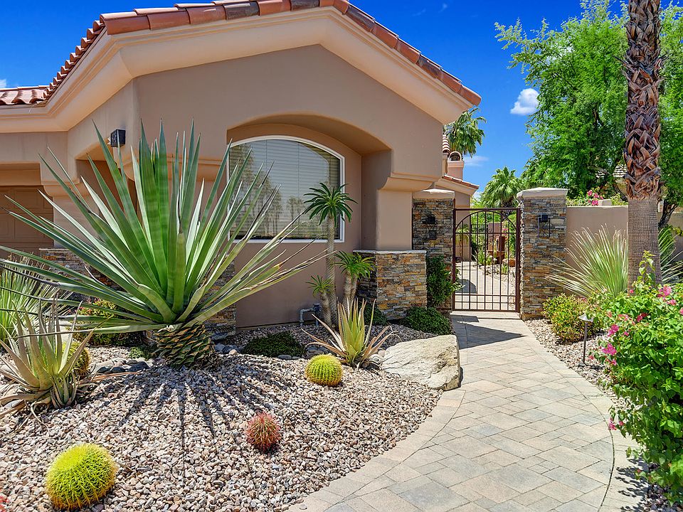 1st image of 695 Mesa Grande Dr