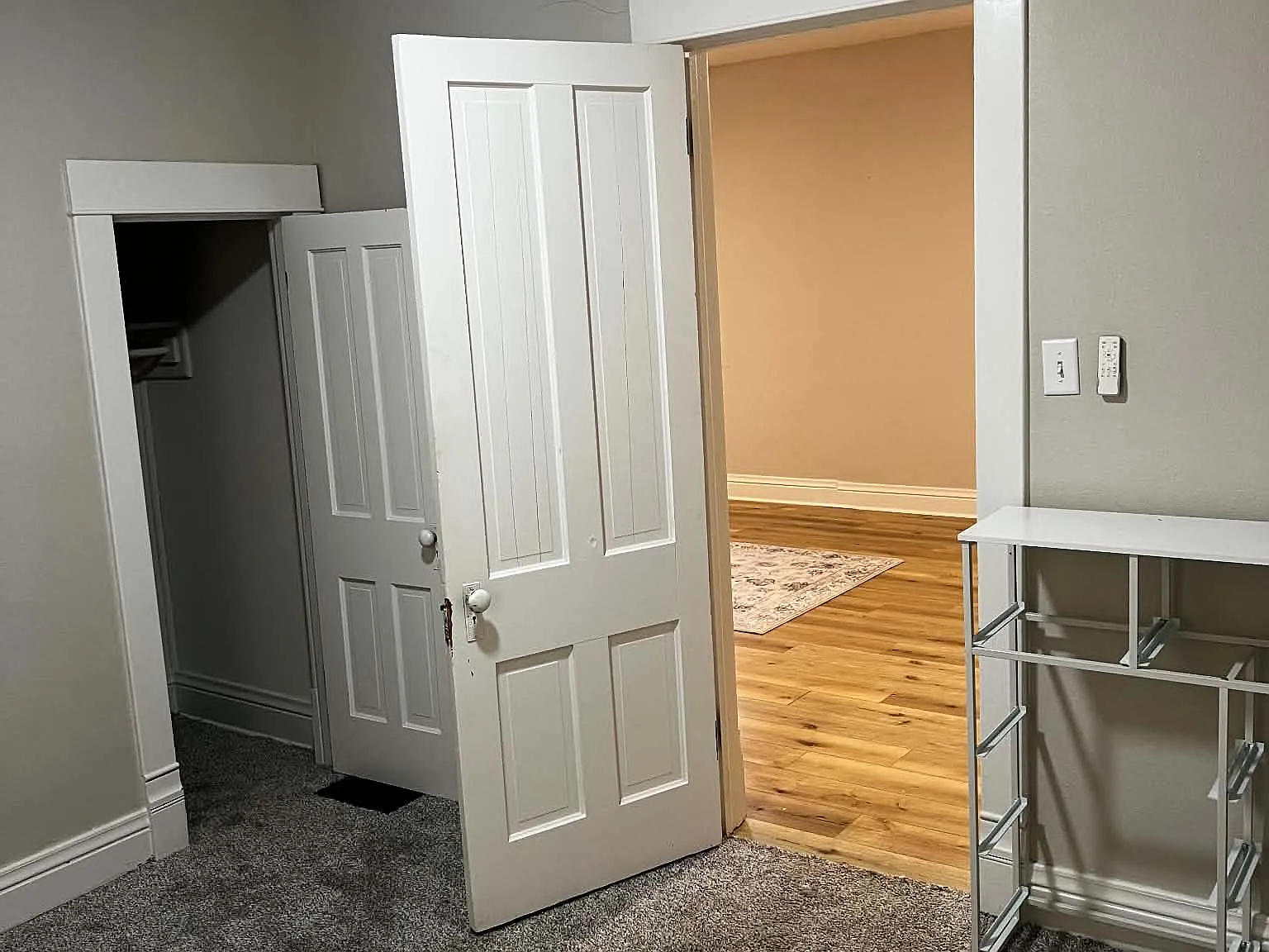 2 bed, 1200 sqft, $1,200 — Photo 3