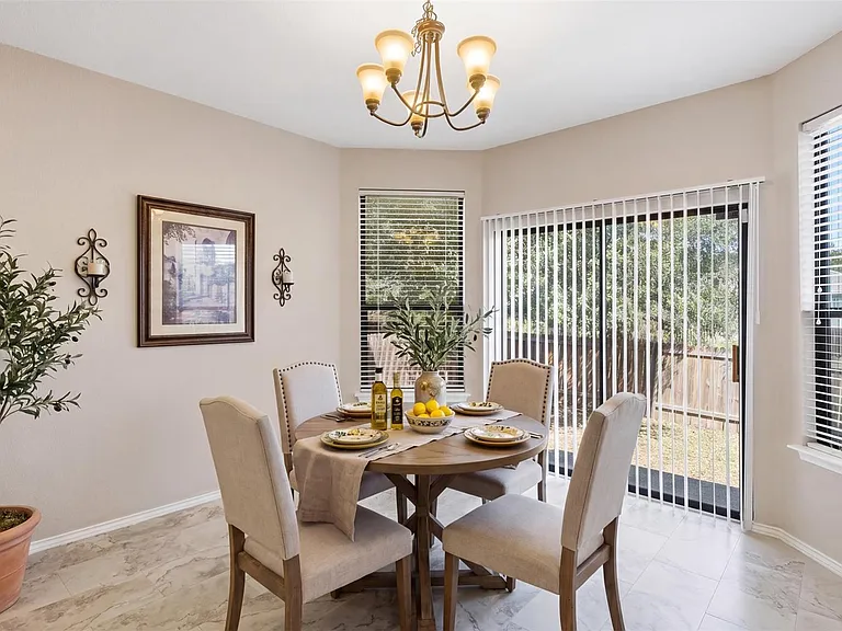 280 Cordero Dr — Photo 15