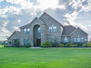 1912 Leveridge St, East Bernard, TX 77435