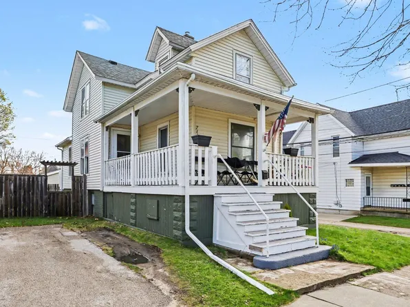 711 Jones St, Saint Joseph, MI 49085