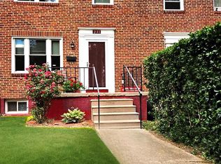 231 Medwick Garth W, Baltimore, MD 21228