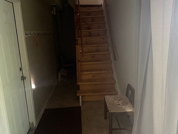 5th image of 89 Riverside Dr #3