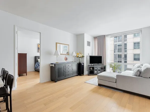 34 N 7th St APT 6G, Brooklyn, NY 11249