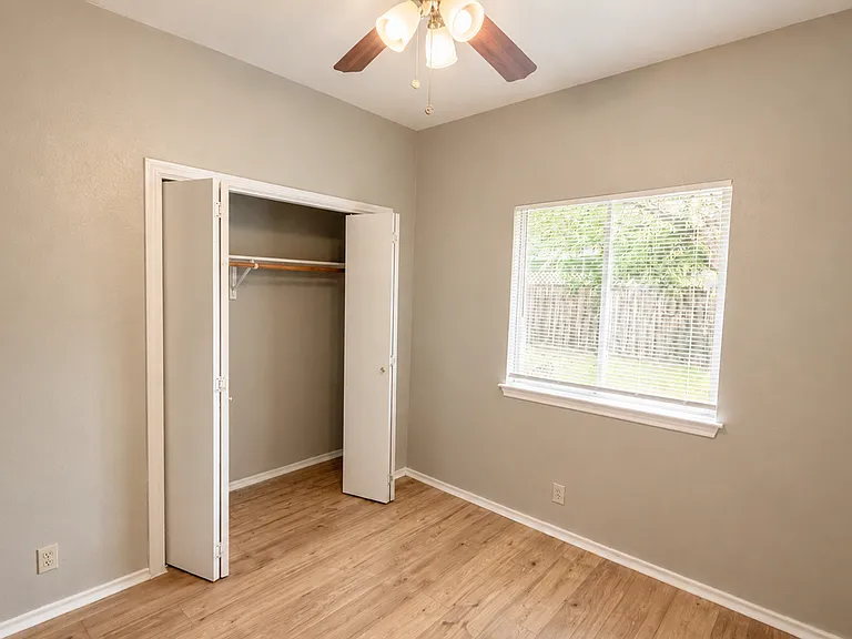 1217 Armadillo Rd #B — Photo 17