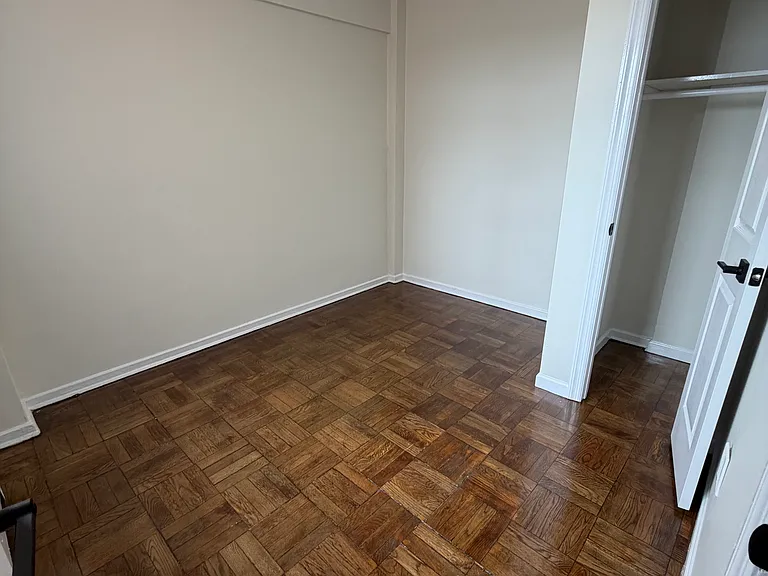 108 Washington St #6I — Photo 8