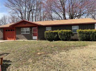 1004 Daline St, Springdale, AR 72762